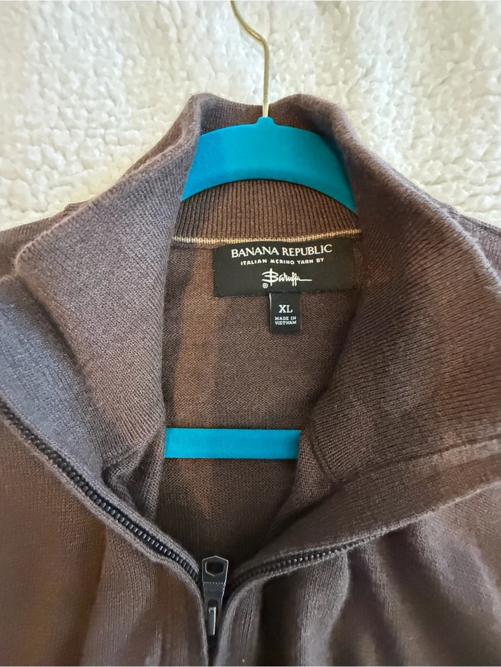 Banana Republic Men's Italian Merino Yarn Sweater in Brown